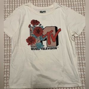 MTV graphic tee